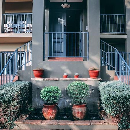 Amoris Guest House-Waterkloof Ridge Pretoria-Noord 外观 照片